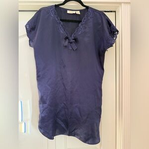 VICTORIA’S SECRET GOLD | Vintage Navy Bow Satin Lace Sleep Shirt
